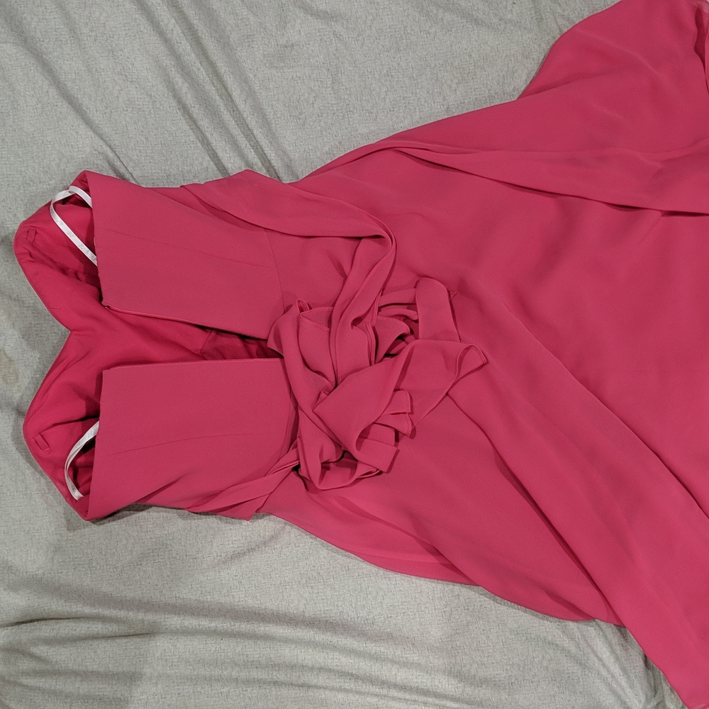 Pink dress - Picture 3 of 4